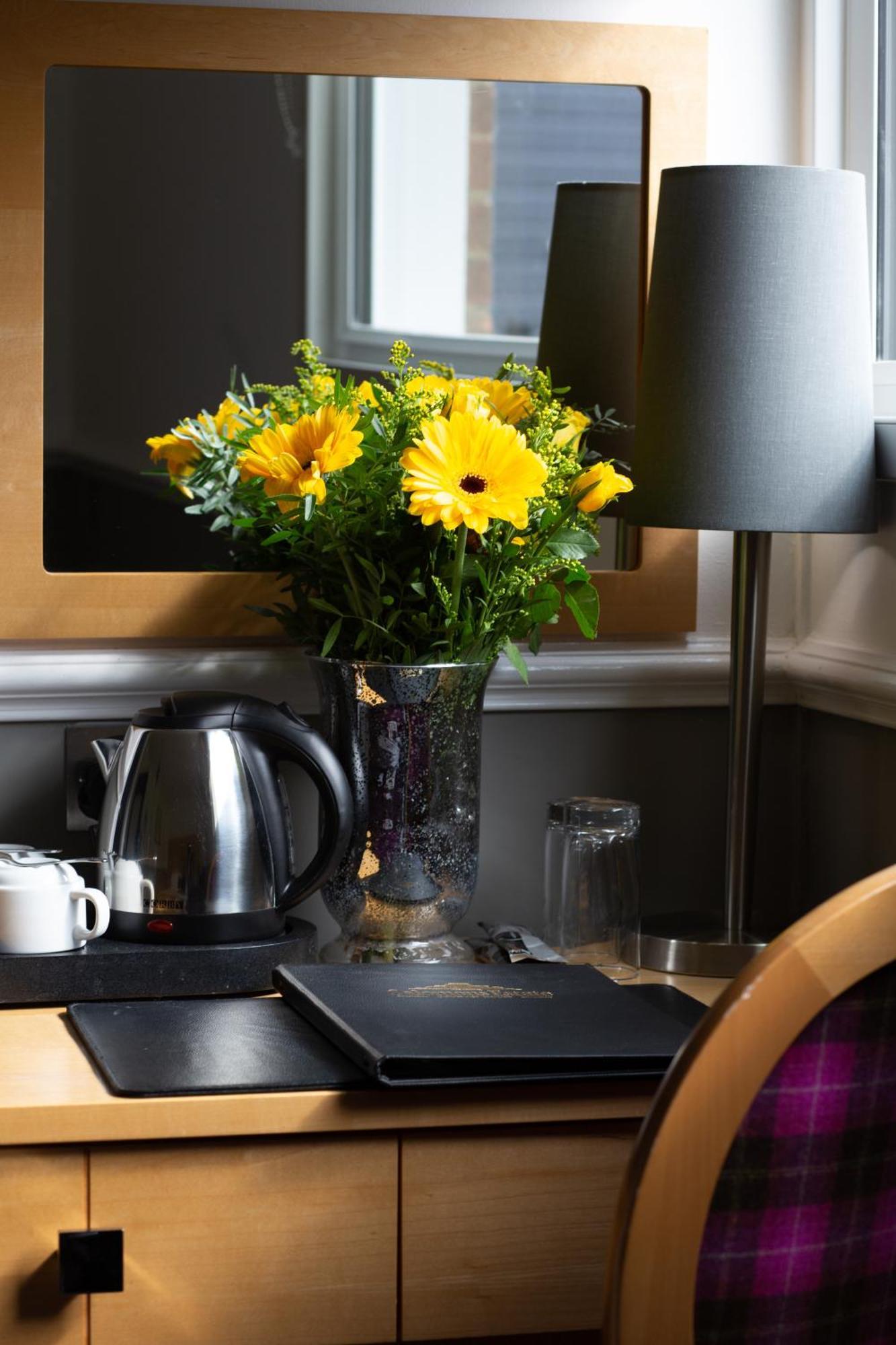 Accommodation At Salomons Estate Royal Tunbridge Wells Esterno foto